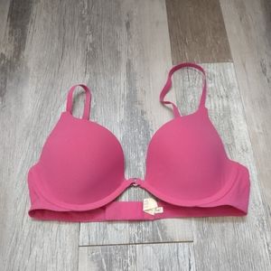 Gilly Hicks Bra